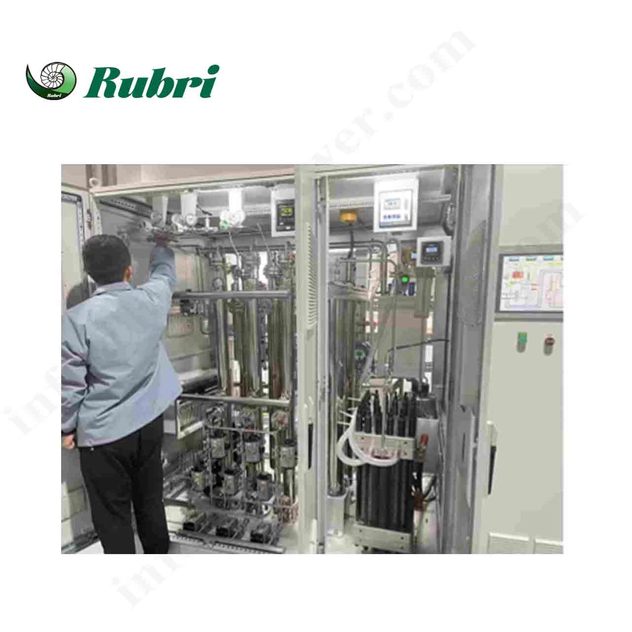 In che modo le celle a combustibile PEM possono essere integrate in applicazioni commerciali e industriali?